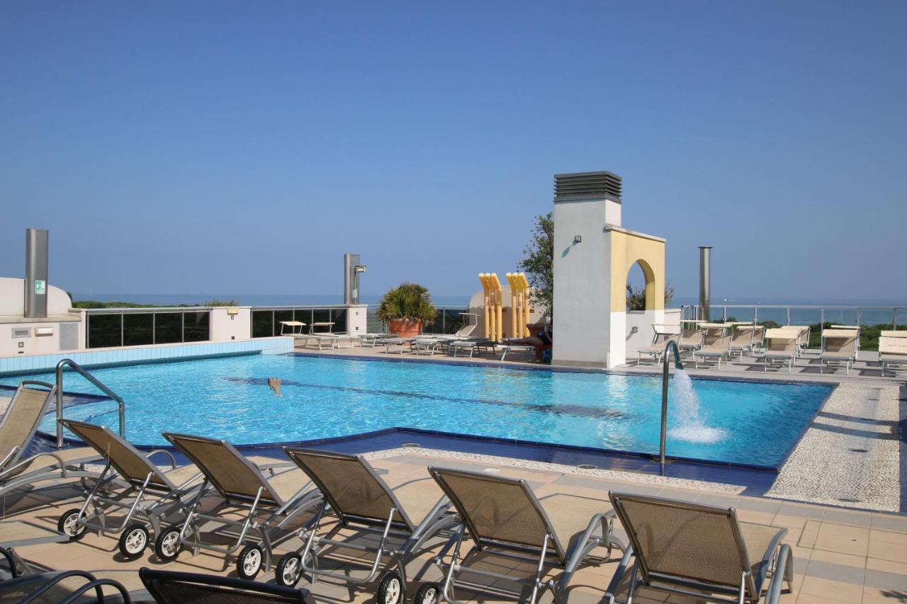 Eraclea Palace Hotel 4 Stelle S Eraclea Mare Exterior foto